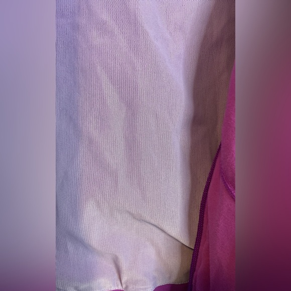 Lululemon Purple Raja Reversible Two tone Jacket - PTP 17 inches - Picture 4 of 7